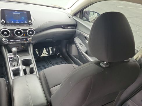 Used 2022 Nissan Sentra SV w/ All-Weather Package FWD image 14
