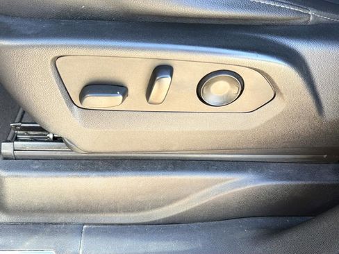 Used 2023 Chevrolet Tahoe Z71 image 23