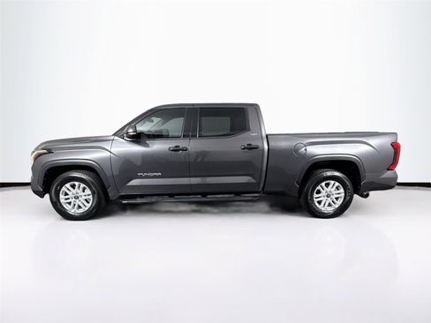 Used 2022 Toyota Tundra SR5 image 9