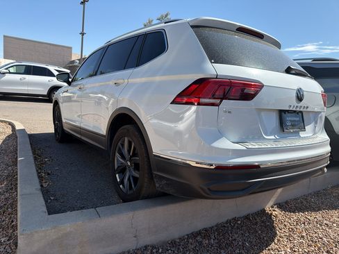 Used 2022 Volkswagen Tiguan SE FWD image 5
