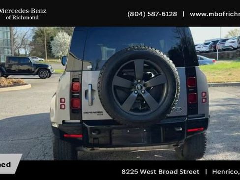 Used 2022 Land Rover Defender 110 X-Dynamic HSE image 9