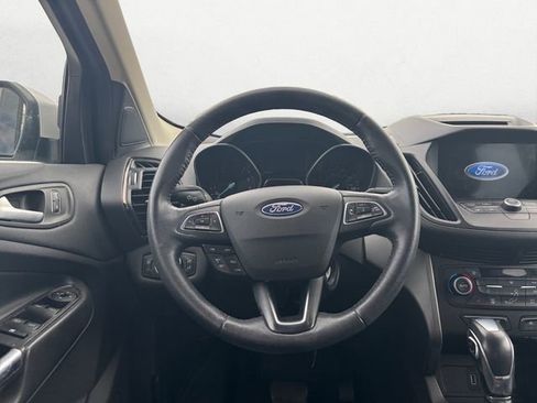 Used 2018 Ford Escape SEL image 12