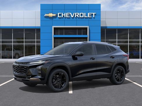 New 2026 Chevrolet Trax ACTIV w/ Driver Confidence Package FWD image 2