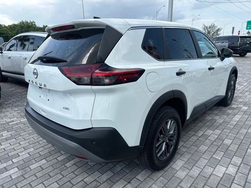 Used 2023 Nissan Rogue S AWD/4WD image 8