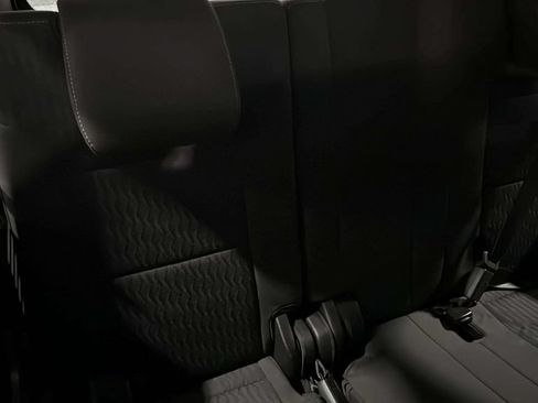 Used 2020 GMC Yukon SLE AWD/4WD image 15