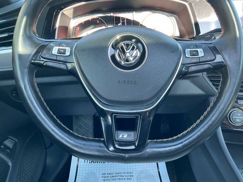 Used 2020 Volkswagen Jetta R-Line w/ R-Line Cold Weather Package FWD image 15