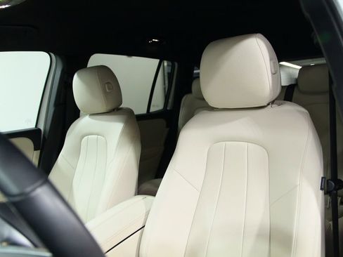 Certified 2025 Mercedes-Benz GLB 250 4MATIC image 7