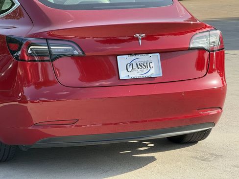 Used 2019 Tesla Model 3 Standard Range Plus RWD image 6