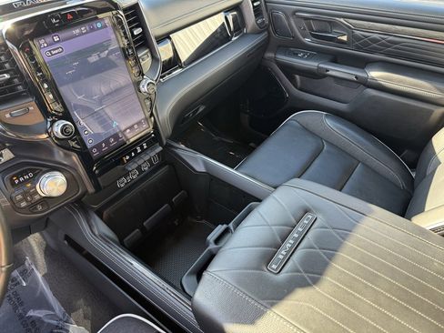 Certified 2025 RAM 1500 Limited image 24