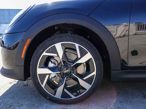 New 2026 MINI Cooper S FWD image 13