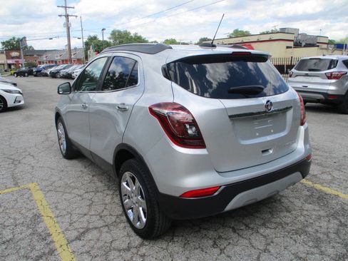 Used 2019 Buick Encore Essence w/ Experience Buick Package AWD/4WD image 2