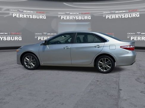 Used 2016 Toyota Camry SE FWD image 5