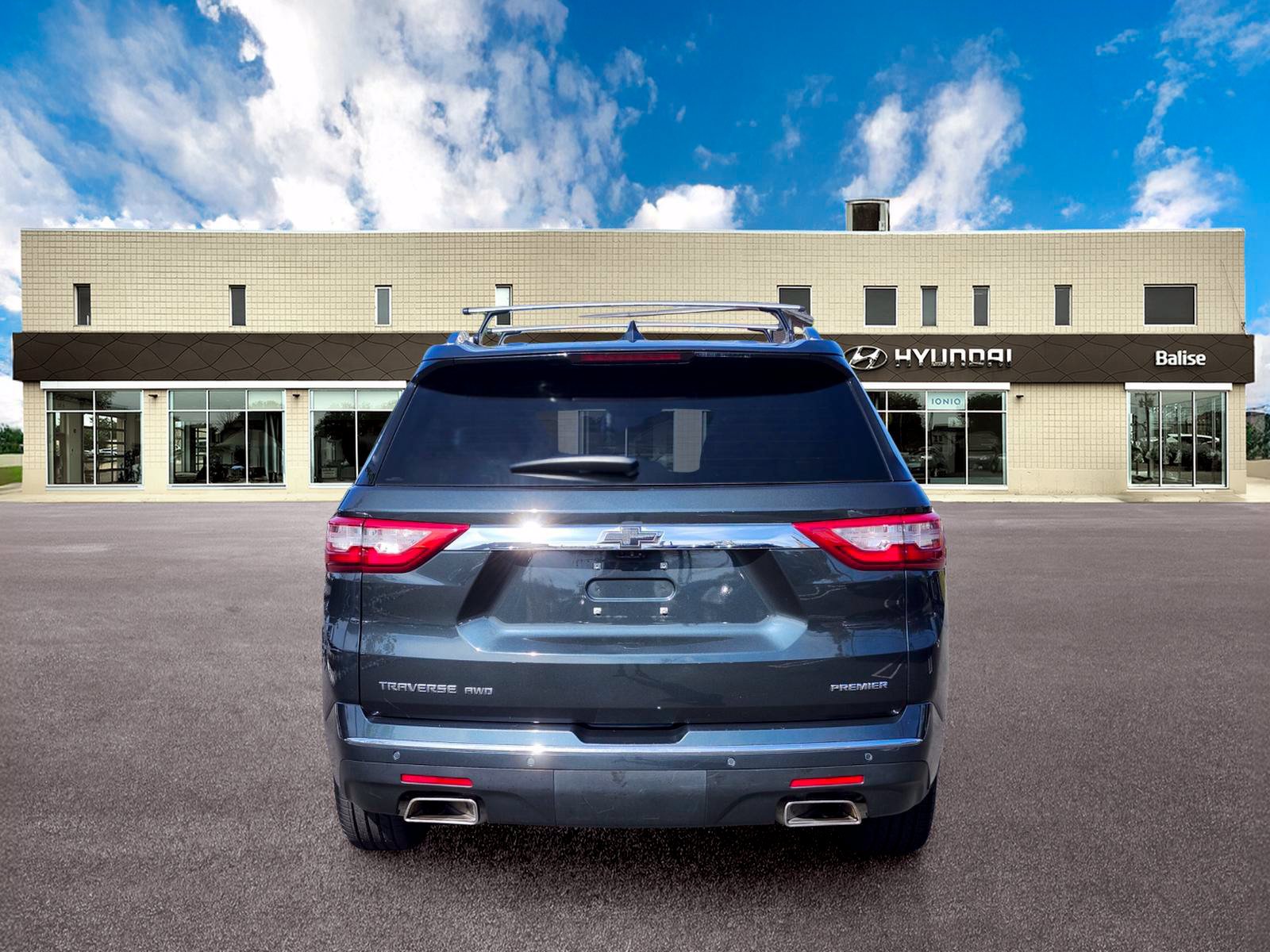 Used 2019 Chevrolet Traverse Premier w/ LPO, Floor Liner Package AWD/4WD image 4