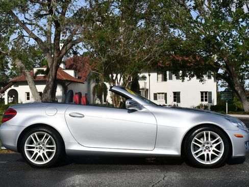 Used 2009 Mercedes-Benz SLK 300 image 39
