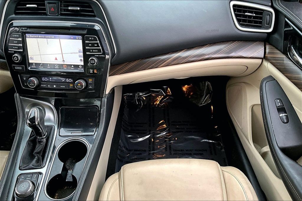 Used 2016 Nissan Maxima Platinum FWD image 26