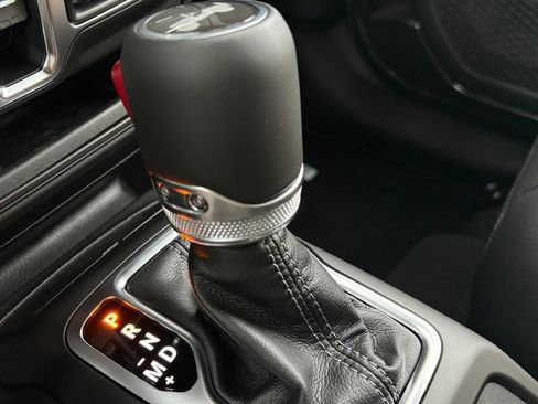 New 2026 Jeep Wrangler Unlimited Sahara AWD/4WD image 31