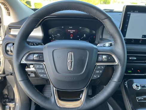 Certified 2023 Lincoln Nautilus Standard w/ Premium Package image 15