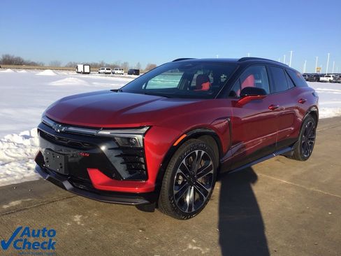 Used 2025 Chevrolet Blazer EV SS w/ Performance Package image 2