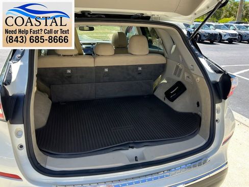 Used 2017 Nissan Murano SV w/ Premium Plus Package FWD image 21