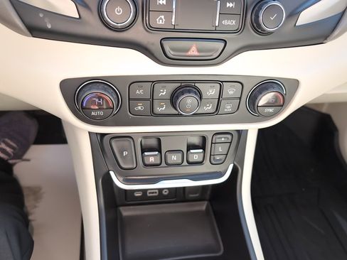 Used 2020 GMC Terrain Denali w/ Denali Premium Package image 22