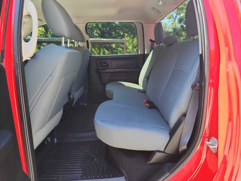 Used 2018 RAM 3500 Tradesman w/ Chrome Appearance Group AWD/4WD image 31