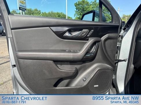 Used 2025 Chevrolet Blazer RS w/ Driver Confidence II Package AWD/4WD image 10