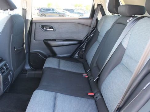 Used 2023 Nissan Rogue SV FWD image 31