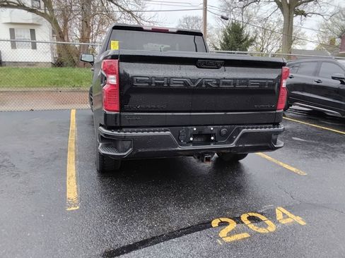 Used 2022 Chevrolet Silverado 1500 Custom w/ LPO, Dark Essentials Package image 7