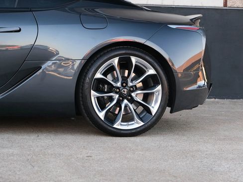 Used 2021 Lexus LC 500 Coupe w/ Carbon Fiber Package image 10