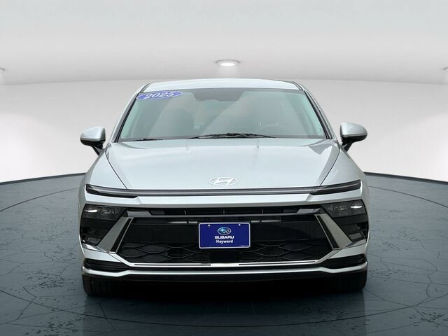Used 2025 Hyundai Sonata SEL FWD image 9
