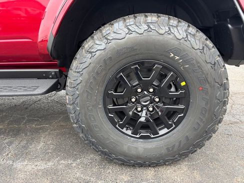 New 2025 Ford Bronco Raptor image 10