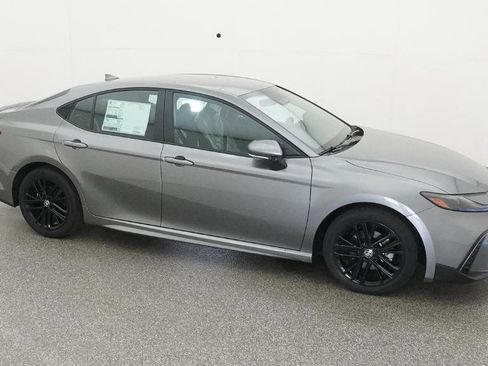 New 2026 Toyota Camry SE FWD image 15