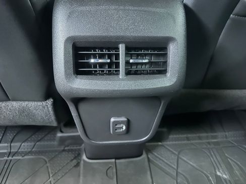 Certified 2023 Chevrolet Equinox RS w/ LPO, Floor Liner Package image 21