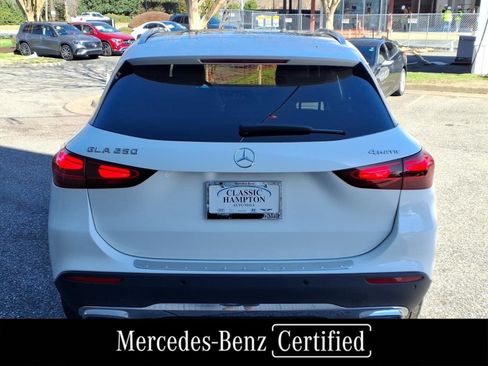 Certified 2025 Mercedes-Benz GLA 250 4MATIC image 7