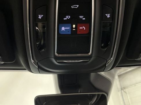 New 2025 Jeep Grand Cherokee L Limited image 26