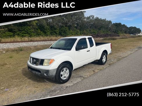 Used 2006 Nissan Frontier XE w/ (G01) XE Preferred Pkg image 1