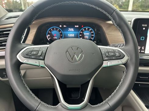 New 2026 Volkswagen Atlas SE image 14