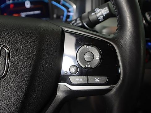 Used 2018 Honda Odyssey Elite image 38