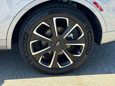 Used 2024 Lincoln Nautilus Reserve w/ Equipment Group 202A image 30