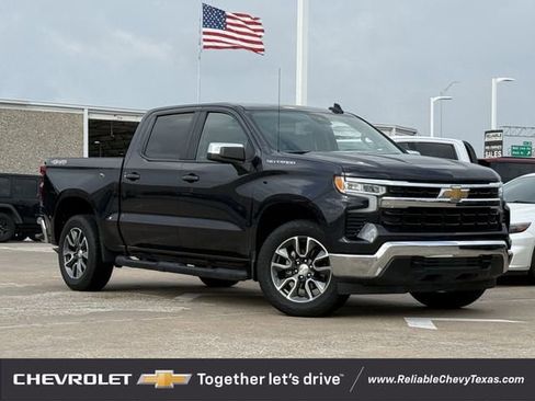 Used 2023 Chevrolet Silverado 1500 LT AWD/4WD image 2
