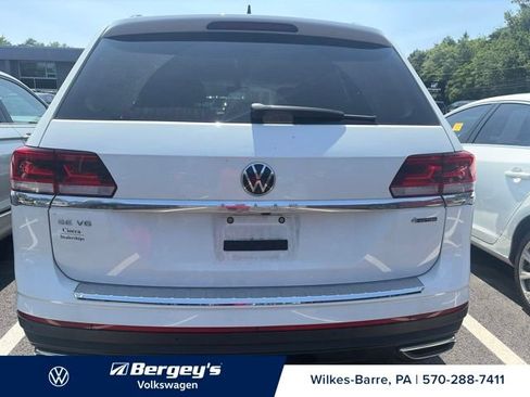 Certified 2023 Volkswagen Atlas SE w/ Black Wheel Package AWD/4WD image 5