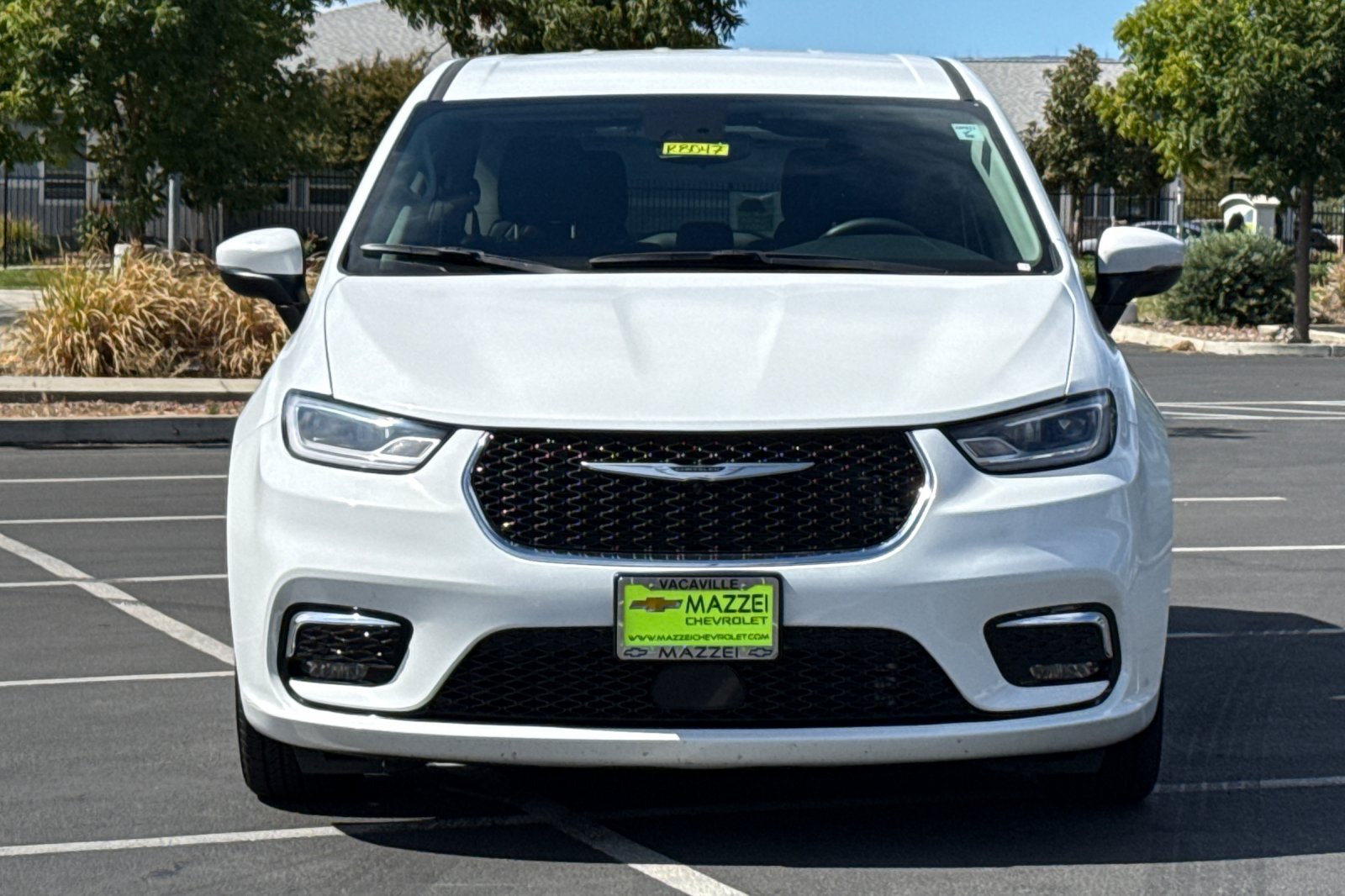 Used 2023 Chrysler Pacifica Touring-L FWD image 7