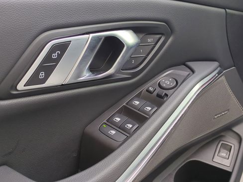 Certified 2023 BMW 330i 330i w/ M Sport Package image 13