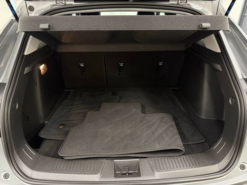 Used 2024 Chevrolet Trax LT w/ Driver Confidence Package image 5