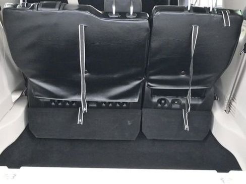 Used 2020 Chrysler Voyager L FWD image 16