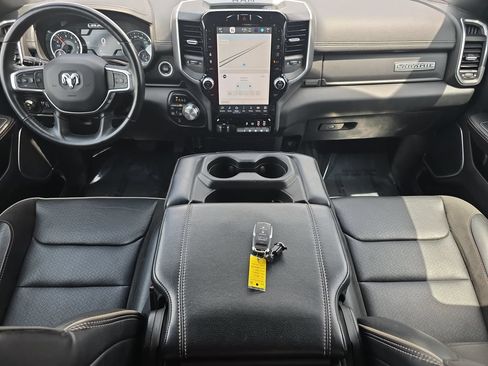Used 2023 RAM 1500 Laramie AWD/4WD image 13