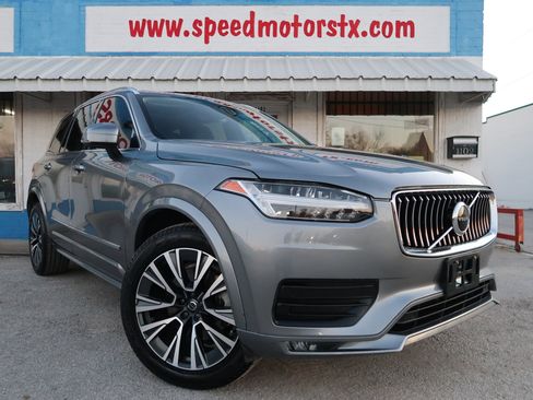 Used 2020 Volvo XC90 T5 Momentum image 2