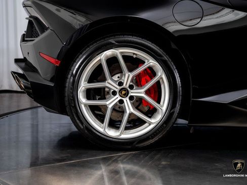 Used 2019 Lamborghini Huracan LP 580-2 image 21
