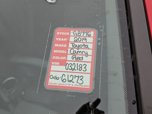 Used 2019 Toyota Camry XSE image 9