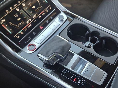 New 2026 Audi SQ8 Premium Plus image 21